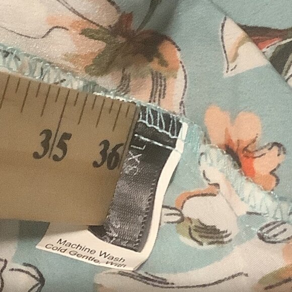 Shein Curve Women’s Floral Wrap V-Neck Short Sleeves Shirt Blouse Size 3XL - Picture 12 of 16